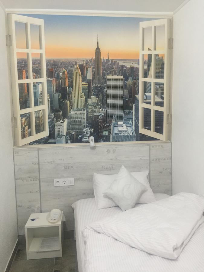 Skyhome Goloseevsky Kiev Dış mekan fotoğraf